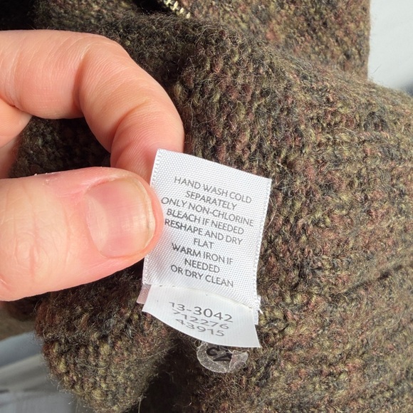 Brown and Green Sleeveless Wool Alpaca blend Sweater Vest, Large - Picture 8 of 10